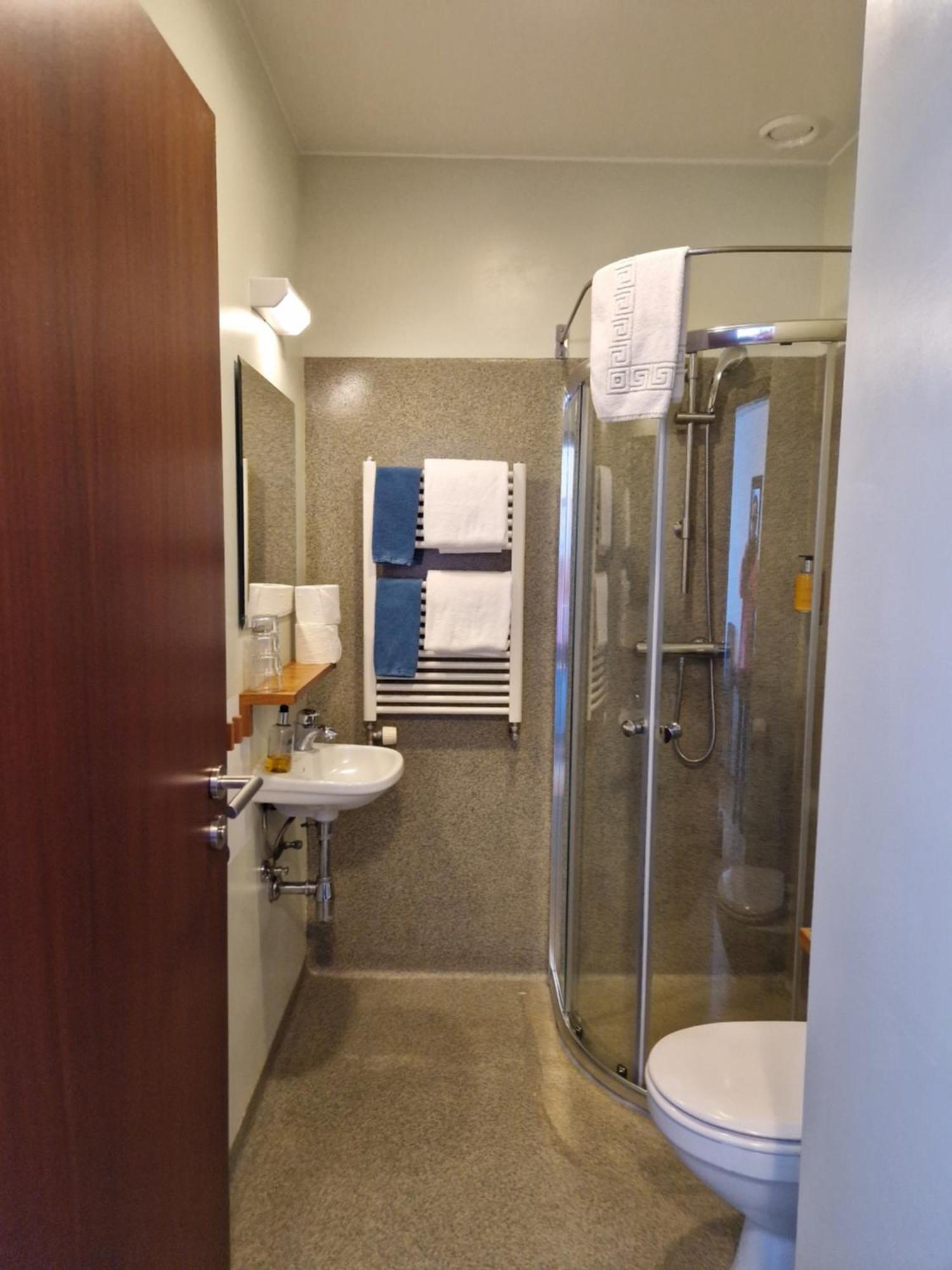 Gauksmyri Guesthouse Lodge 크밤스타웅기 외부 사진